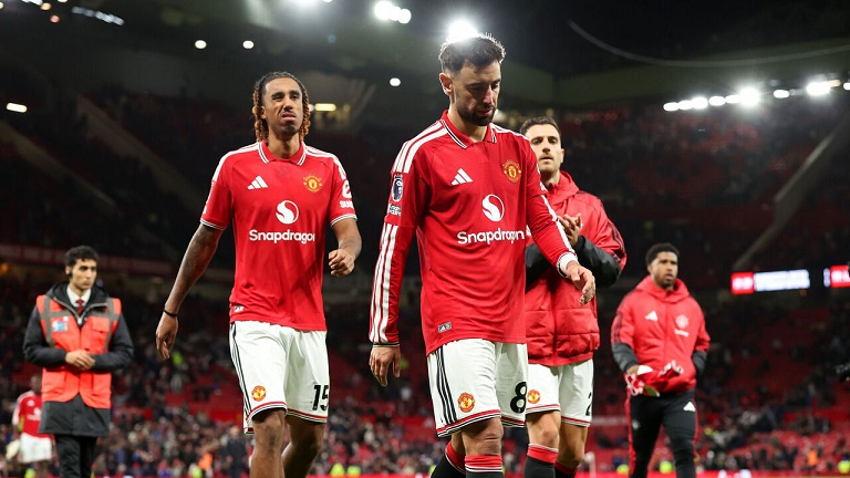 Bruno Fernandes começa mais uma vez a arrepender-se da sua decisão de continuar no Manchester United